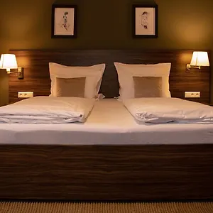 3* Hotel Landhotel Wolfschlugen