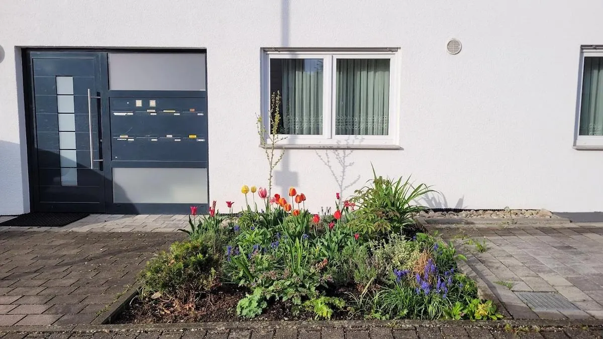 Waldstudio Classy Apartment Near Stuttgart Wolfschlugen 0*,